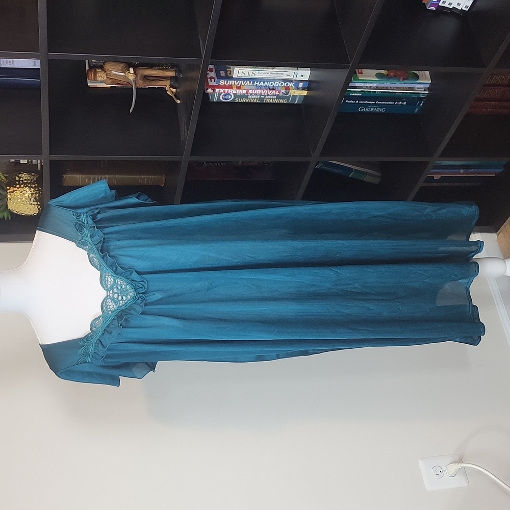 COZEE CORNER Teal Blue Green Lace Cutout Neckline Sheer Short Sleeve Nightgown